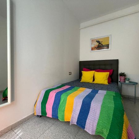Plaza Universidad Rooms Barcelona Eksteriør bilde