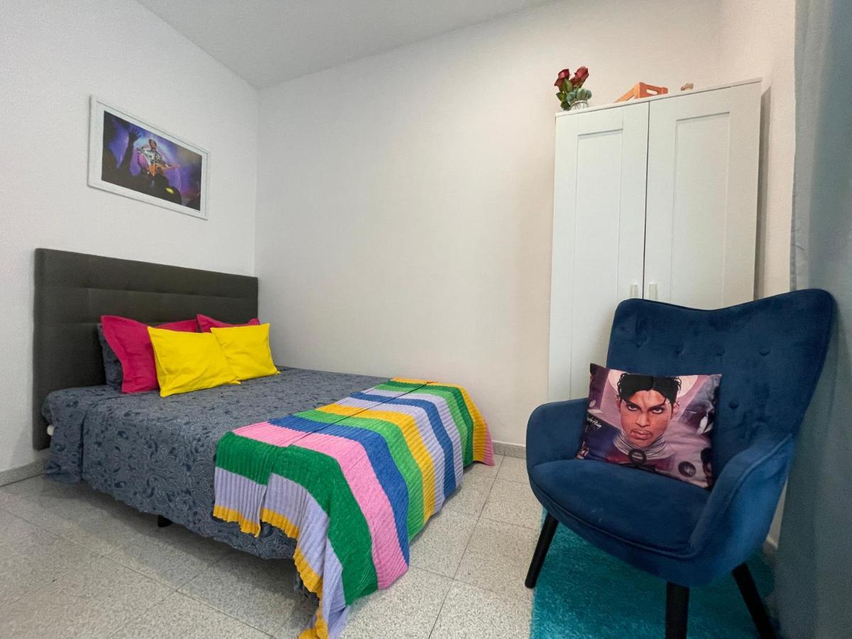 Plaza Universidad Rooms Barcelona Eksteriør bilde