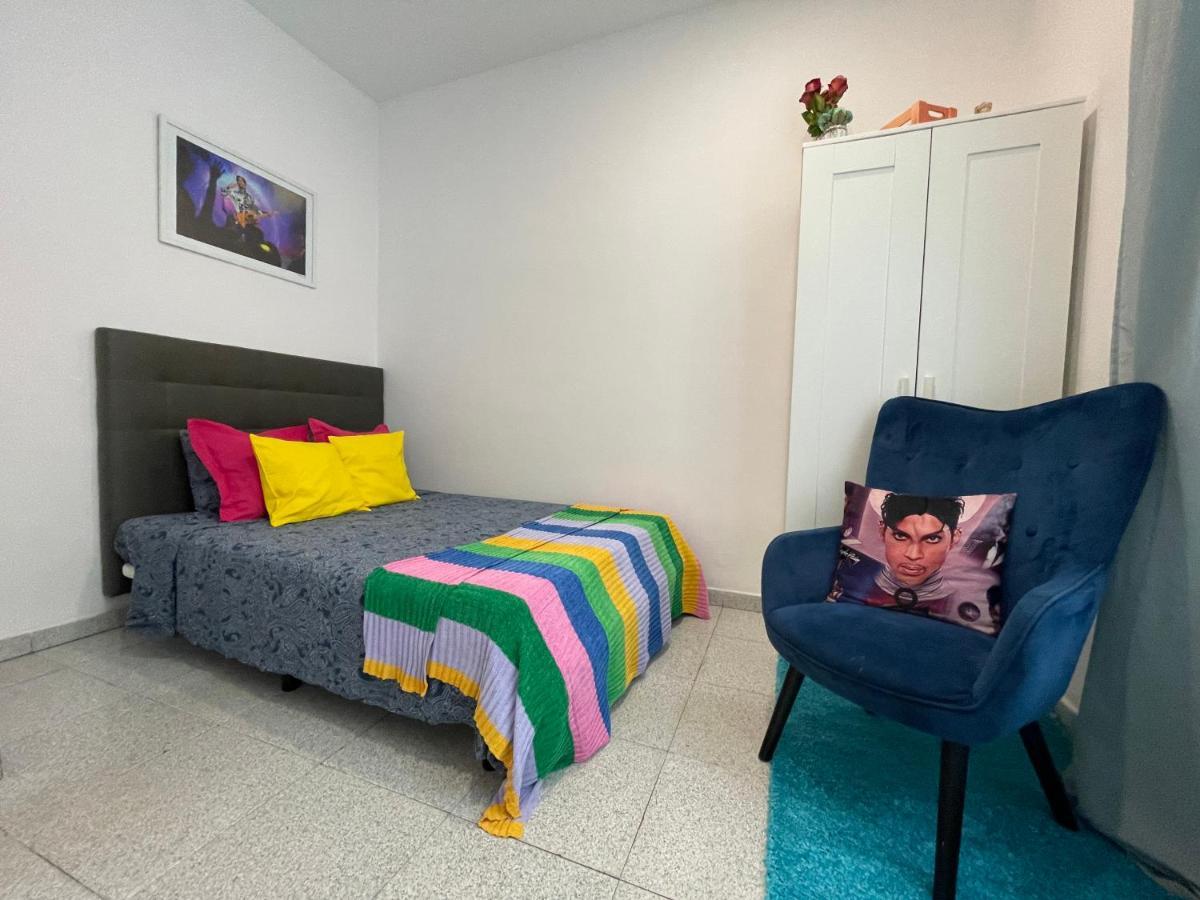 Plaza Universidad Rooms Barcelona Eksteriør bilde