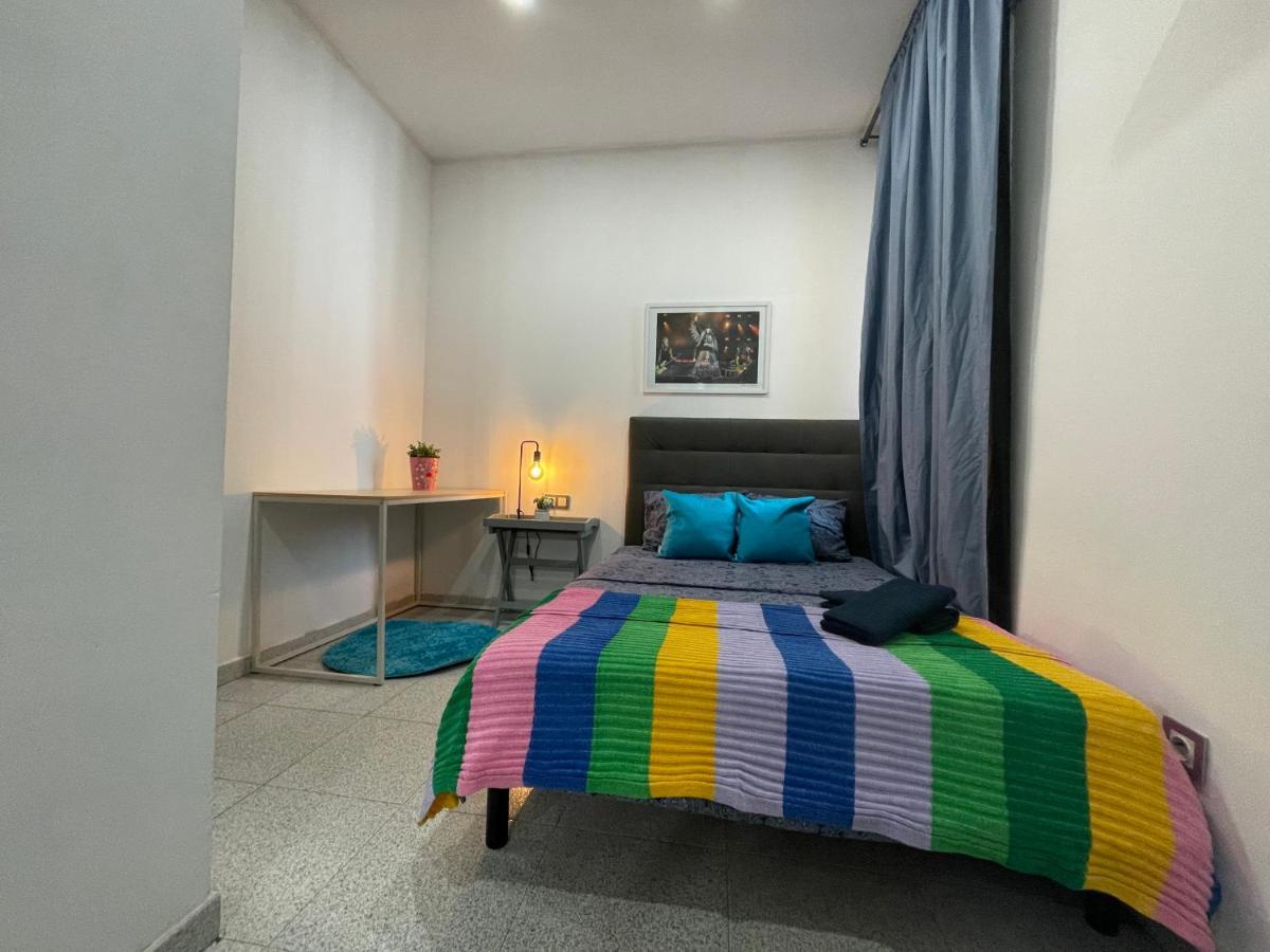 Plaza Universidad Rooms Barcelona Eksteriør bilde